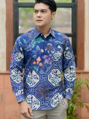 Kemeja Batik Tulis Heksagonal Lengan panjang