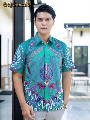Kemeja Batik Tulis Motif Gajahmada Lengan pendek