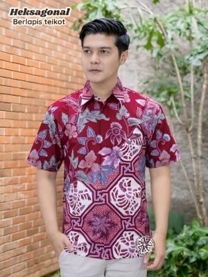 Kemeja Batik Tulis Motif Heksagonal Lengan pendek