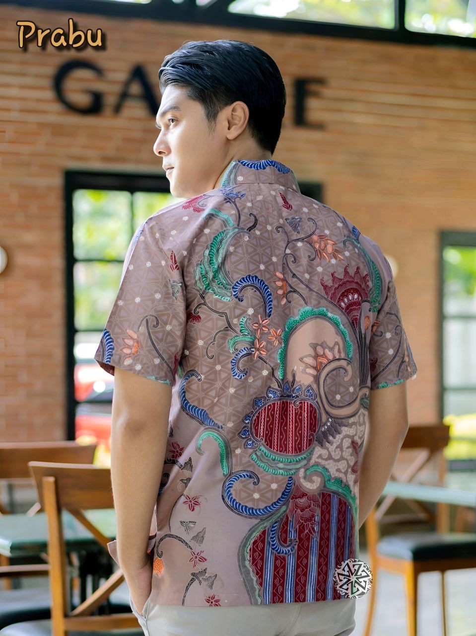 Kemeja Batik Tulis Motif Prabu Lengan pendek - Gambar 2