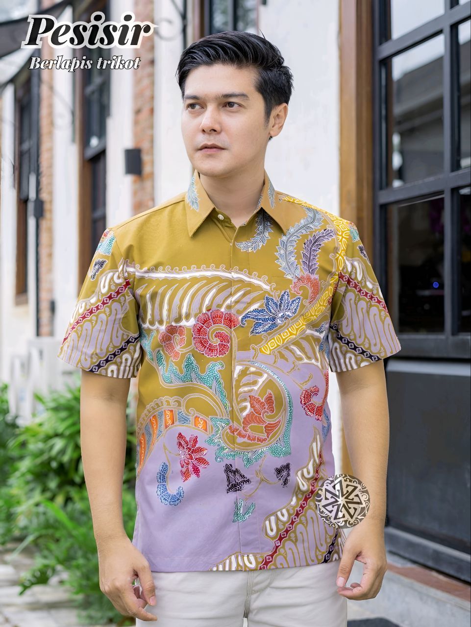 Kemeja Batik Tulis Motif Pesisir Lengan pendek