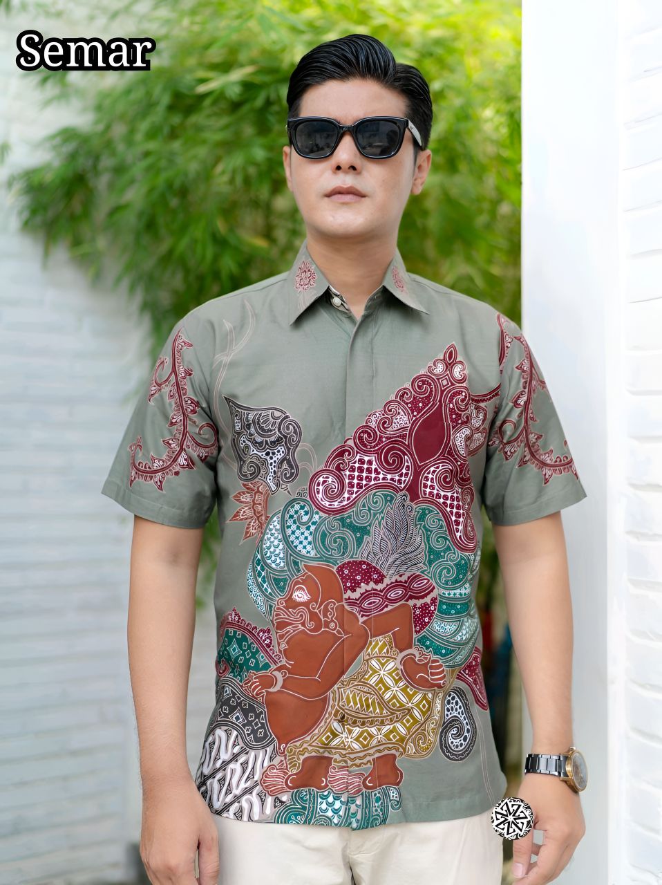 Kemeja Batik Tulis Motif Semar Lengan pendek