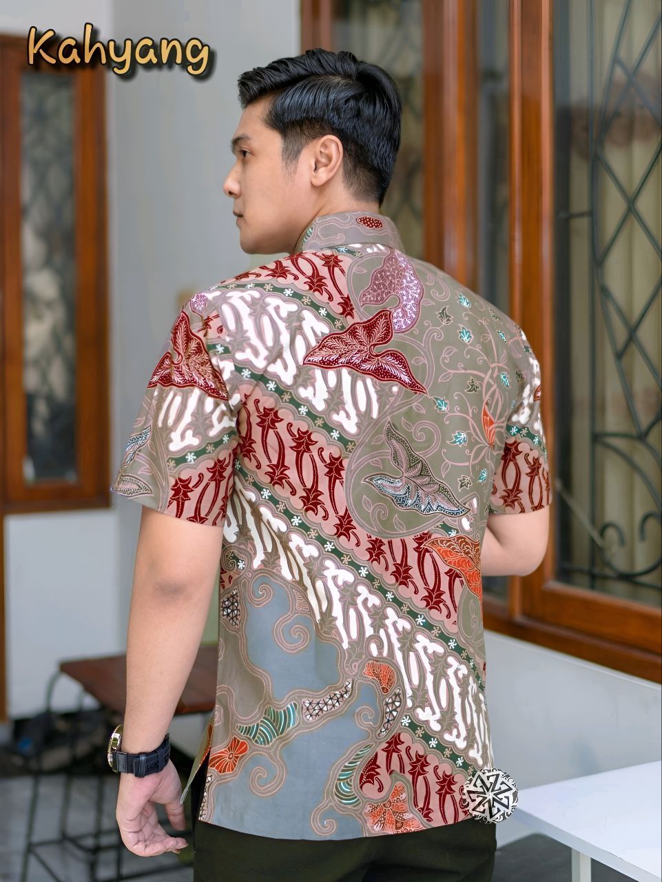 Kemeja Batik Tulis Motif Kahyang Lengan pendek - Gambar 2