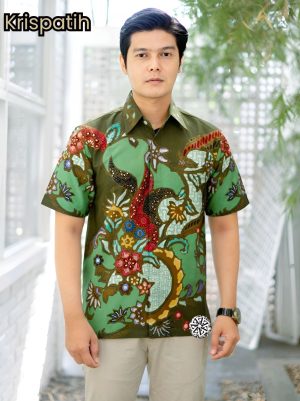 Kemeja Batik Tulis Motif Krispatih Lengan pendek